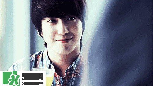 紅棕色是什么顏色？紅棕色口紅試色