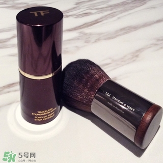 tom ford粉底棒怎么用？tom ford粉底棒使用方法
