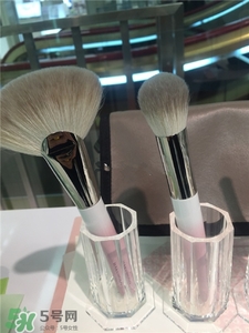 白鳳堂櫻花限定套刷多少錢?白鳳堂櫻花限定套刷怎么樣? 白鳳堂櫻花限定套刷多少錢?白鳳堂櫻花限定套刷怎么樣?