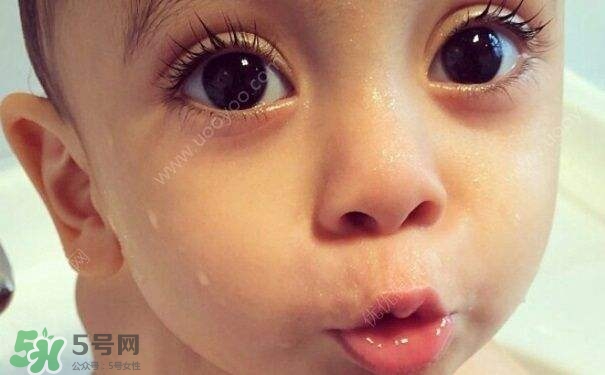 割雙眼皮疼不疼？割雙眼皮疼幾天能好？