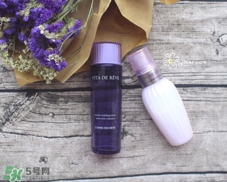 黛珂紫蘇水和牛油果乳液哪個好?有什么區(qū)別? 黛珂紫蘇水和牛油果乳液哪個好?有什么區(qū)別?