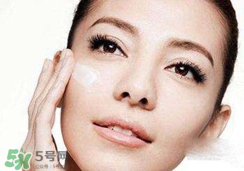 補(bǔ)水霜可以晚上用嗎？補(bǔ)水霜晚上怎么用？