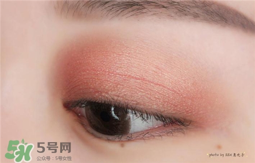 愛(ài)麗小屋rd305眼影試色 愛(ài)麗小屋rd305眼影試色圖 愛(ài)麗小屋rd305眼影試色 愛(ài)麗小屋rd305眼影試色圖