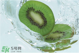 獼猴桃里面的黃芯可以吃嗎？獼猴桃里面變黃了能吃嗎？