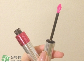 ysl唇油怎么用？ysl唇油使用方法