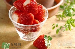 吃草莓可以解酒嗎？草莓怎么解酒