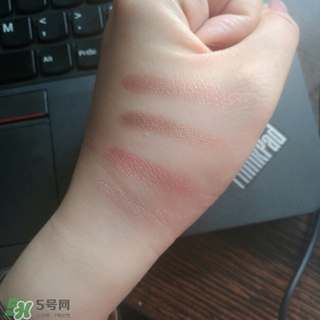 名創(chuàng)優(yōu)品眼影怎么樣？名創(chuàng)優(yōu)品眼影好用嗎？