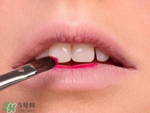 櫻花粉是什么顏色？櫻花粉口紅試色