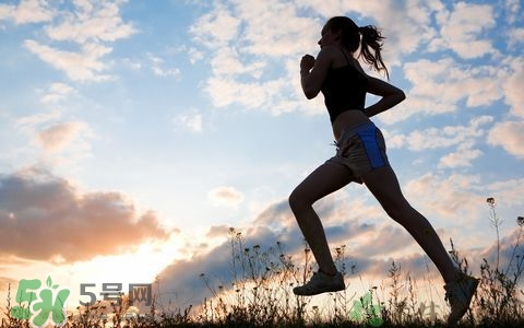 跑步岔氣了怎么辦？跑步岔氣怎么回事
