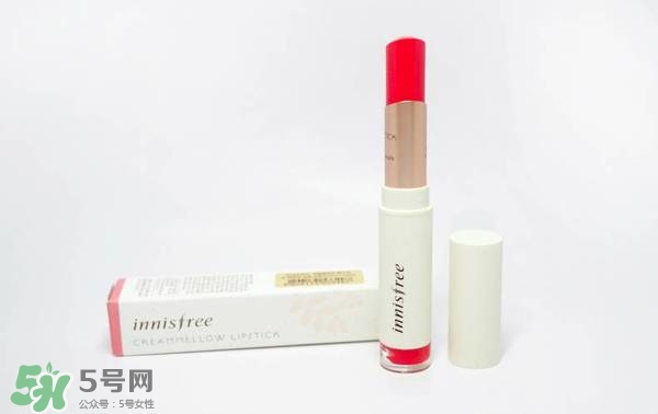 珊瑚紅口紅是什么顏色？珊瑚紅口紅試色