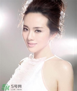 假體下巴用硅膠還是膨體好？墊下巴用硅膠還是膨體比較好？