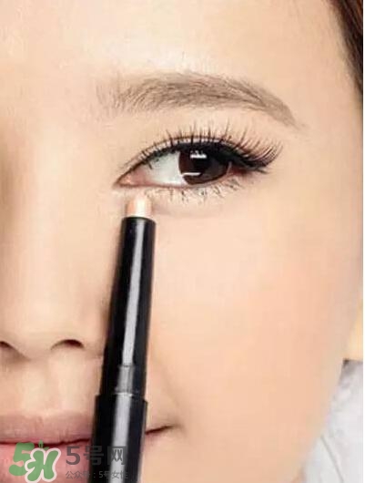 啞光是什么意思？化妝品啞光好不好？