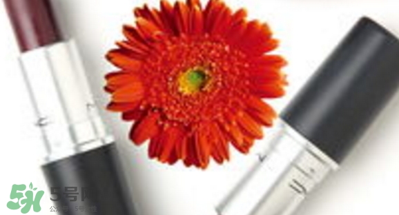 啞光口紅和珠光口紅哪個好？啞光口紅和珠光區(qū)別