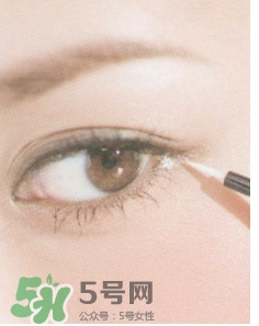 眼線珠光好還是啞光好？眼線珠光啞光區(qū)別