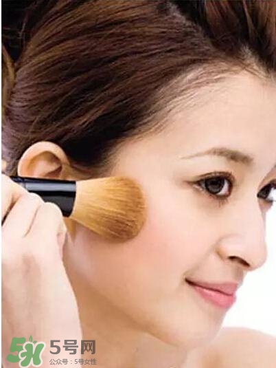 啞光是什么意思？化妝品啞光好不好？