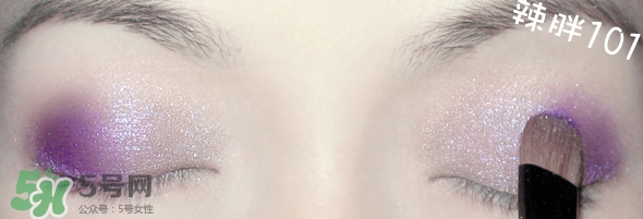 啞光眼影怎么畫？啞光眼影畫法步驟圖解