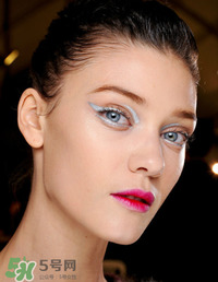 啞光口紅怎么涂好看？啞光口紅畫法步驟圖解