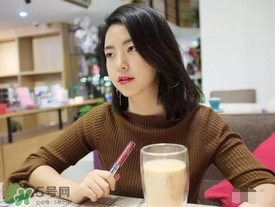 啞光和水潤哪個(gè)好？啞光口紅和水潤口紅區(qū)別