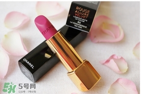 霧面口紅干嗎？霧面口紅太干怎么辦？