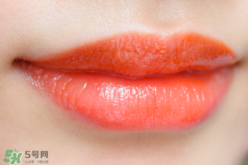 ysl鏡面唇釉哪個(gè)顏色好看？ysl鏡面唇釉試色大全