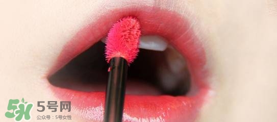 唇釉成膜是什么意思？唇釉怎么成膜？