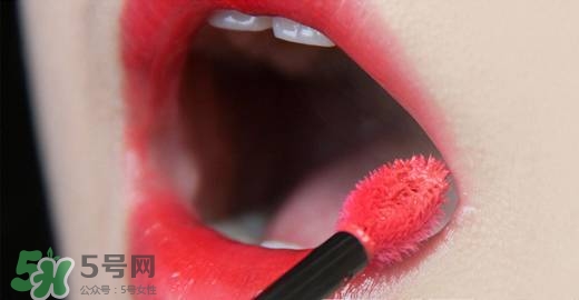 唇釉成膜是什么意思？唇釉怎么成膜？