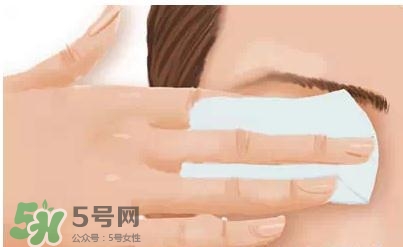 卸妝油悶痘怎么辦？卸妝油悶痘怎么補(bǔ)救？