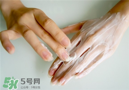 手膜可以戴著睡覺(jué)嗎?手膜敷一夜好嗎? 手膜可以戴著睡覺(jué)嗎?手膜敷一夜好嗎?