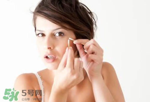 氣墊容易悶痘嗎？氣墊悶痘怎么辦？