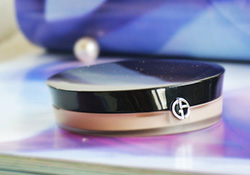 粉餅悶痘嗎？不悶痘的粉餅推薦