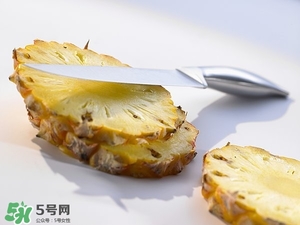 吃菠蘿的好處 吃菠蘿的好處與壞處 吃菠蘿的好處 吃菠蘿的好處與壞處