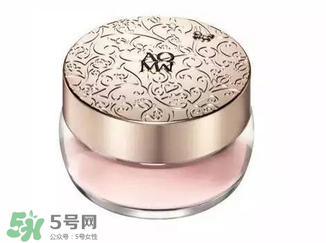 粉底液卡粉怎么辦？粉底液卡粉怎么補救？