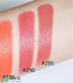 蘭蔻菁純唇膏295試色 蘭蔻絲絨唇膏295試色圖 蘭蔻菁純唇膏295試色 蘭蔻絲絨唇膏295試色圖
