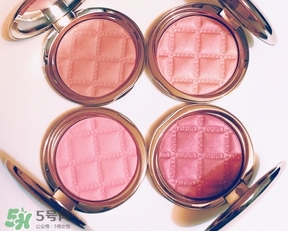 腮紅會脫妝嗎？腮紅脫妝怎么辦？