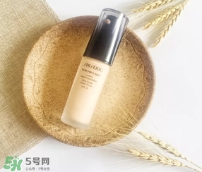 粉底液卡粉怎么辦？粉底液卡粉怎么補救？