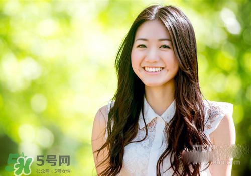 皮膚過敏可以用鹽水洗嗎？皮膚過敏用什么水洗臉？