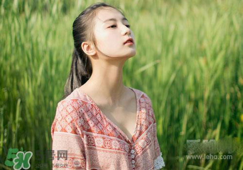 皮膚過敏可以用鹽水洗嗎？皮膚過敏用什么水洗臉？