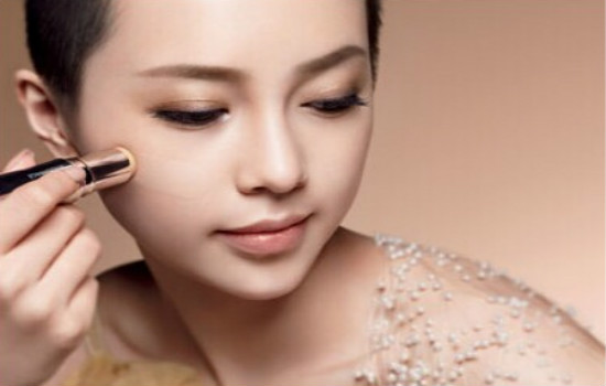 cc霜會(huì)脫妝嗎？cc霜脫妝怎么辦？