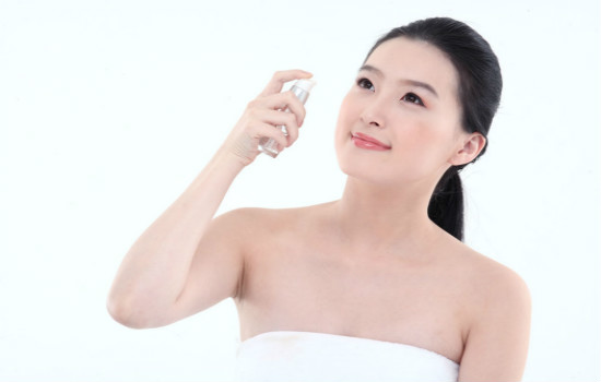 cc霜會(huì)脫妝嗎？cc霜脫妝怎么辦？