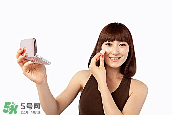 氣墊霜的用法 氣墊霜怎么用 氣墊霜的用法 氣墊霜怎么用