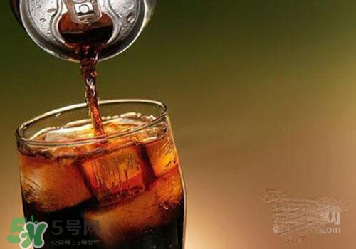 紅牛可以和可樂一起喝嗎？紅牛和可樂一起喝的反應(yīng)