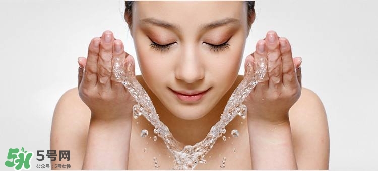 白醋洗臉用什么白醋好 白醋洗臉用什么醋最好 白醋洗臉用什么白醋好 白醋洗臉用什么醋最好