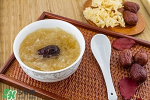 銀耳湯的做法 銀耳湯怎么做 銀耳湯的做法 銀耳湯怎么做
