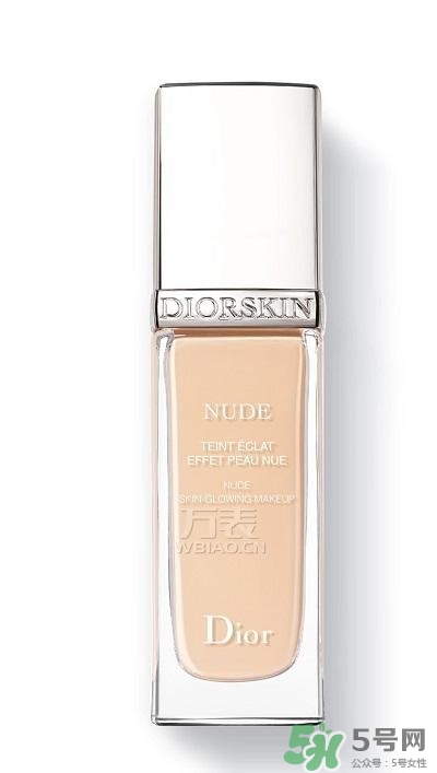 蘭蔻和迪奧粉底液哪個好？蘭蔻和迪奧粉底液對比