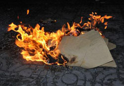 清明節(jié)燒紙錢怎么燒？清明節(jié)燒紙錢正確燒法