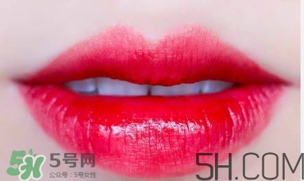 蘭蔻和雅詩(shī)蘭黛口紅哪個(gè)好？雅詩(shī)蘭黛和蘭蔻口紅對(duì)比