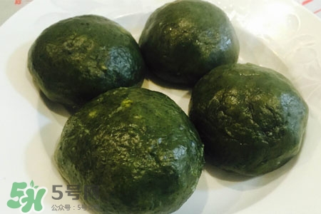 青團(tuán)應(yīng)該怎么吃？青團(tuán)買來直接吃嗎？