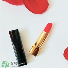 香奈兒和圣羅蘭哪個(gè)好?香奈兒和圣羅蘭口紅哪個(gè)好? 香奈兒和圣羅蘭哪個(gè)好?香奈兒和圣羅蘭口紅哪個(gè)好?