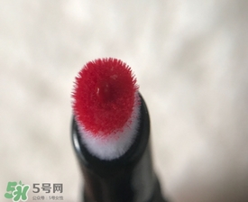 美康粉黛紅鸞心動唇釉怎么樣？美康粉黛氣墊唇釉好用嗎