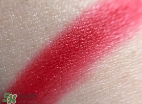 美康粉黛紅鸞心動唇釉怎么樣？美康粉黛氣墊唇釉好用嗎